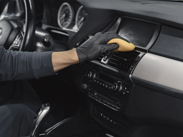 Car Cleaning And Washing In Gurgaon 7 Car Cleaning And Washing 5