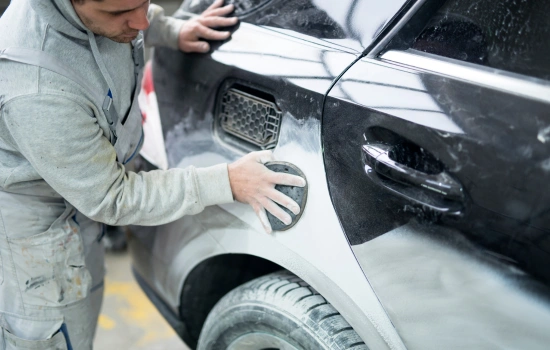 कार डेंटिंग पेंटिंग कितने रुपए लगते है? इसमें क्य-क्या होता है? 4 Car Denting And Painting2
